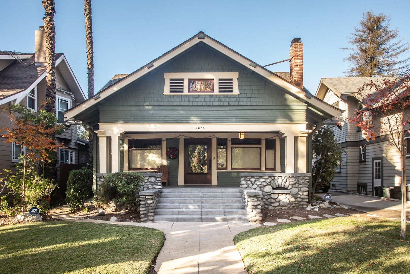 Nott & Associates por Nott & Associates en Los Angeles California