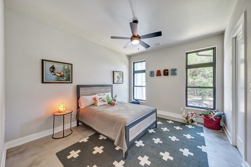 casa en Oakcrest Custom Homes por Oakcrest Custom Homes