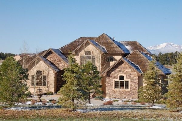 Oaksbury Custom Homes por Oaksbury Custom Homes en Colorado Springs Colorado