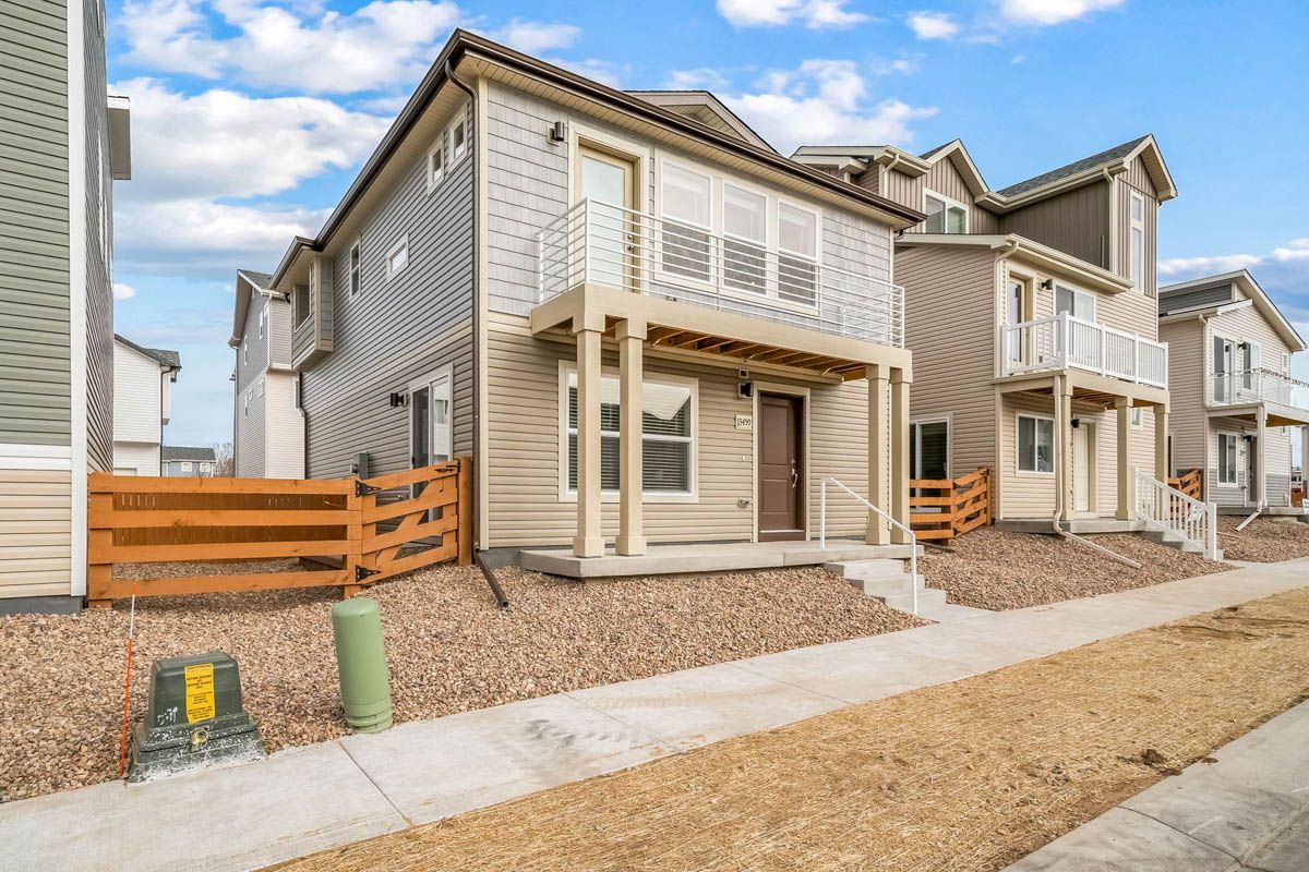 Moreno - Thompson River Ranch: Johnstown, Colorado - Oakwood Homes