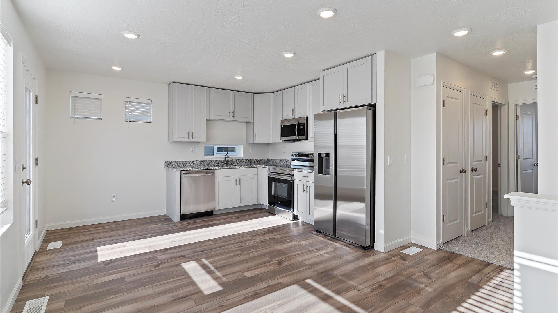 Moreno Kitchen