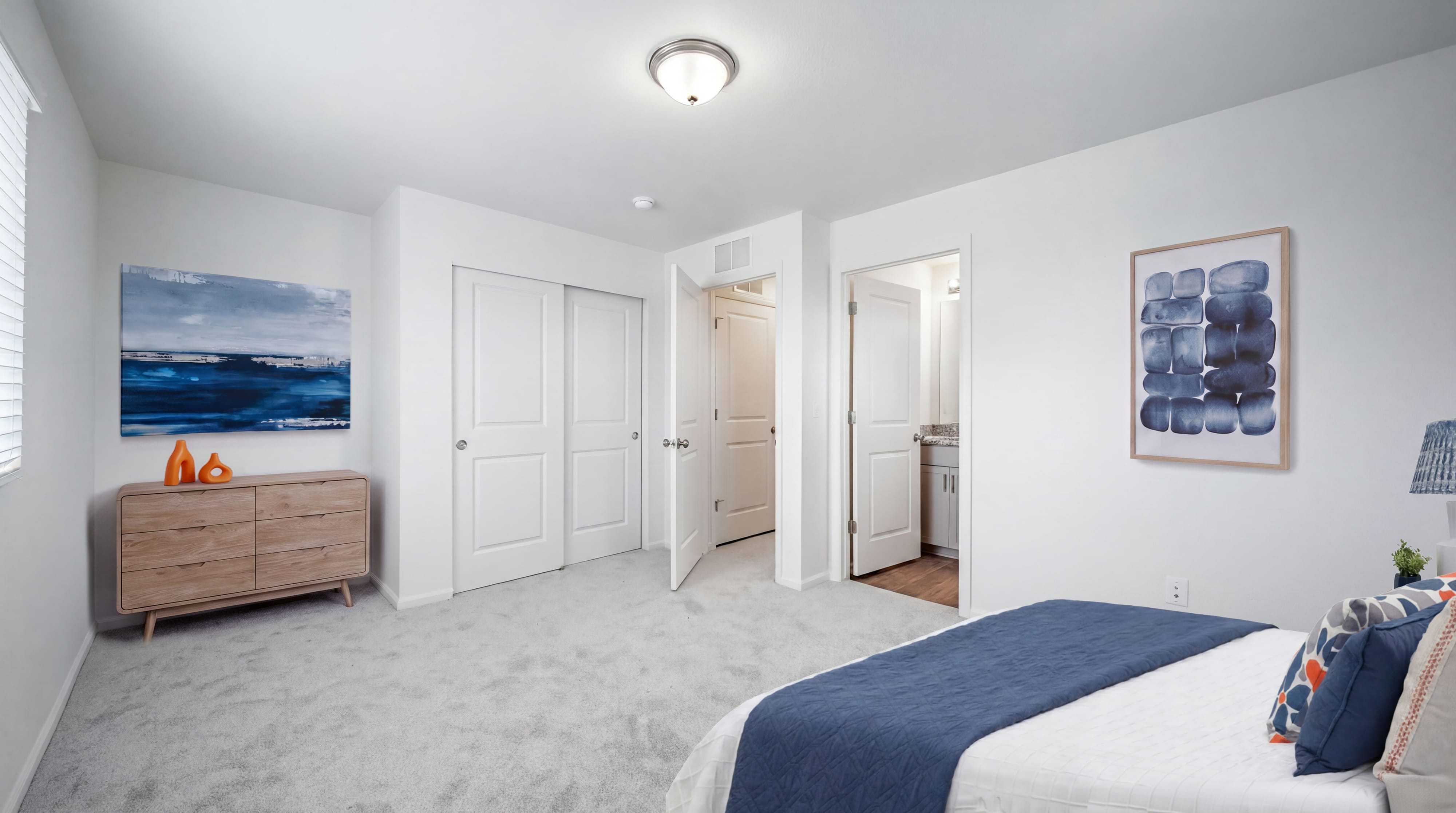 Endeavor Primary Bedroom