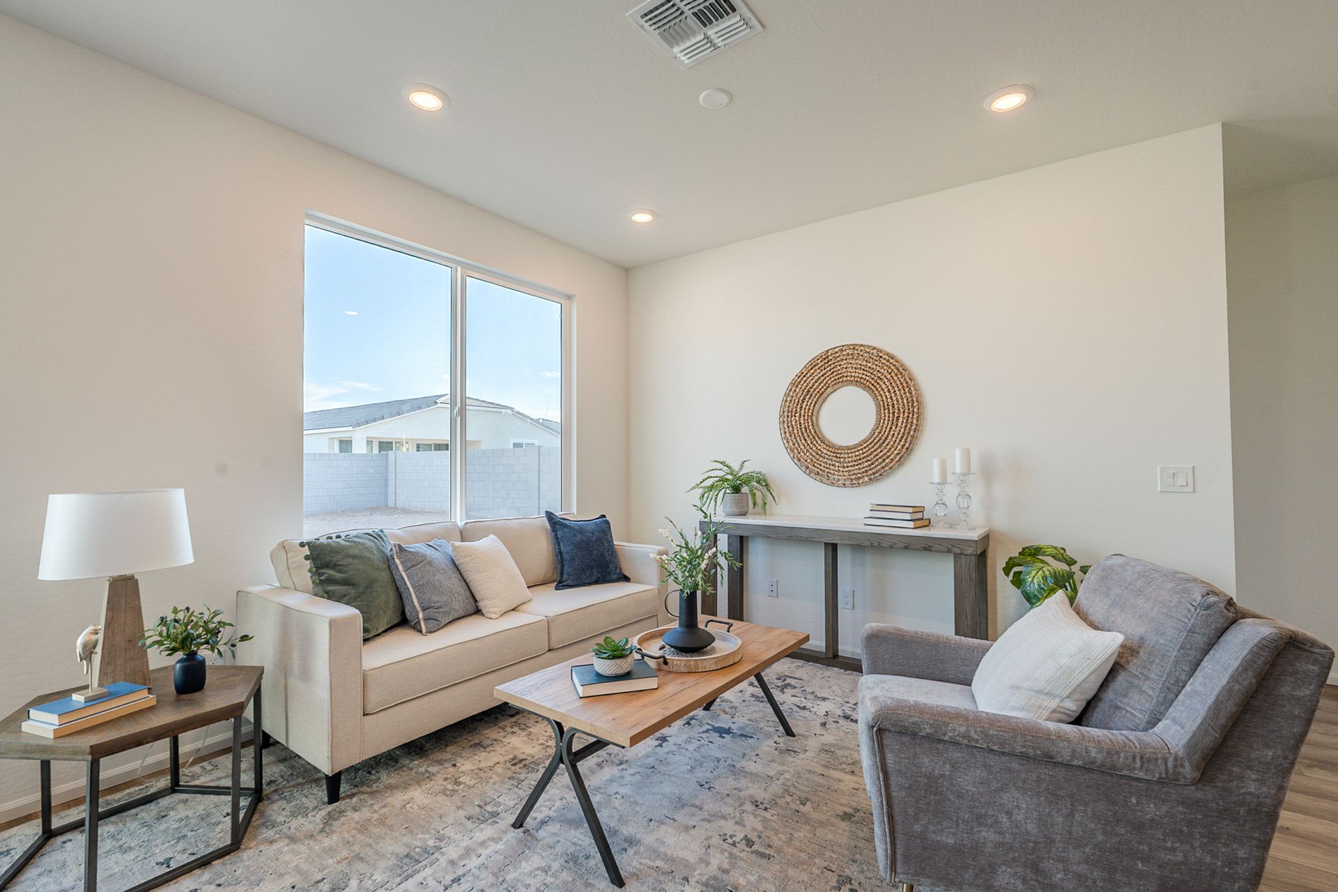 This is a staged Agave Home. Options and colors may vary.