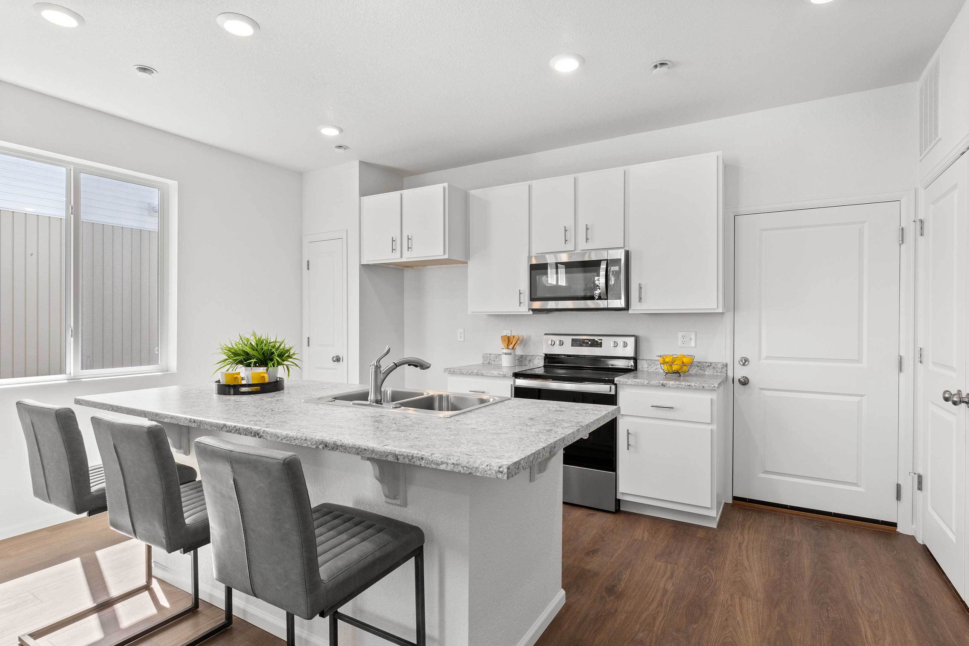 Crest Kitchen