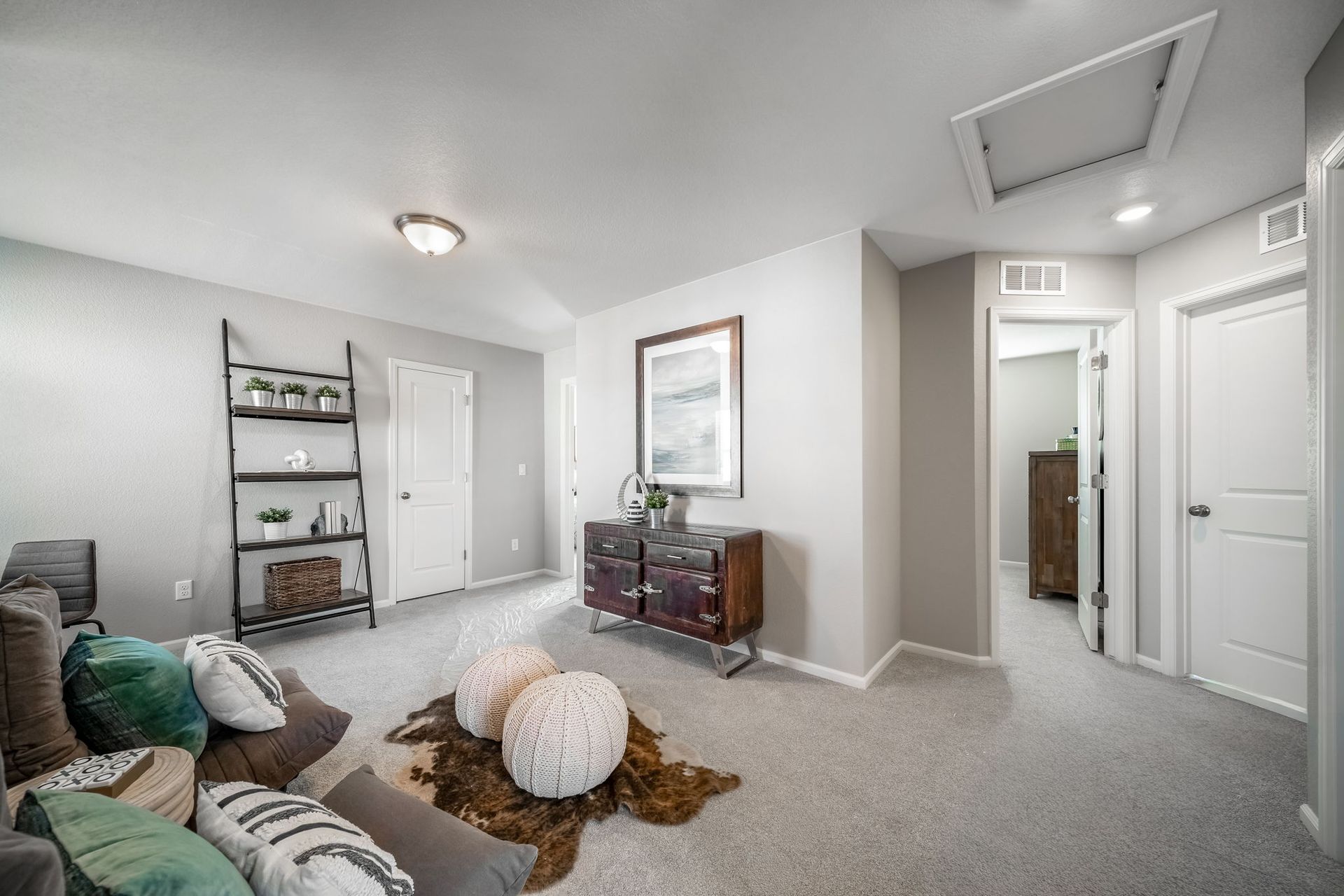 Dalton Flex Space