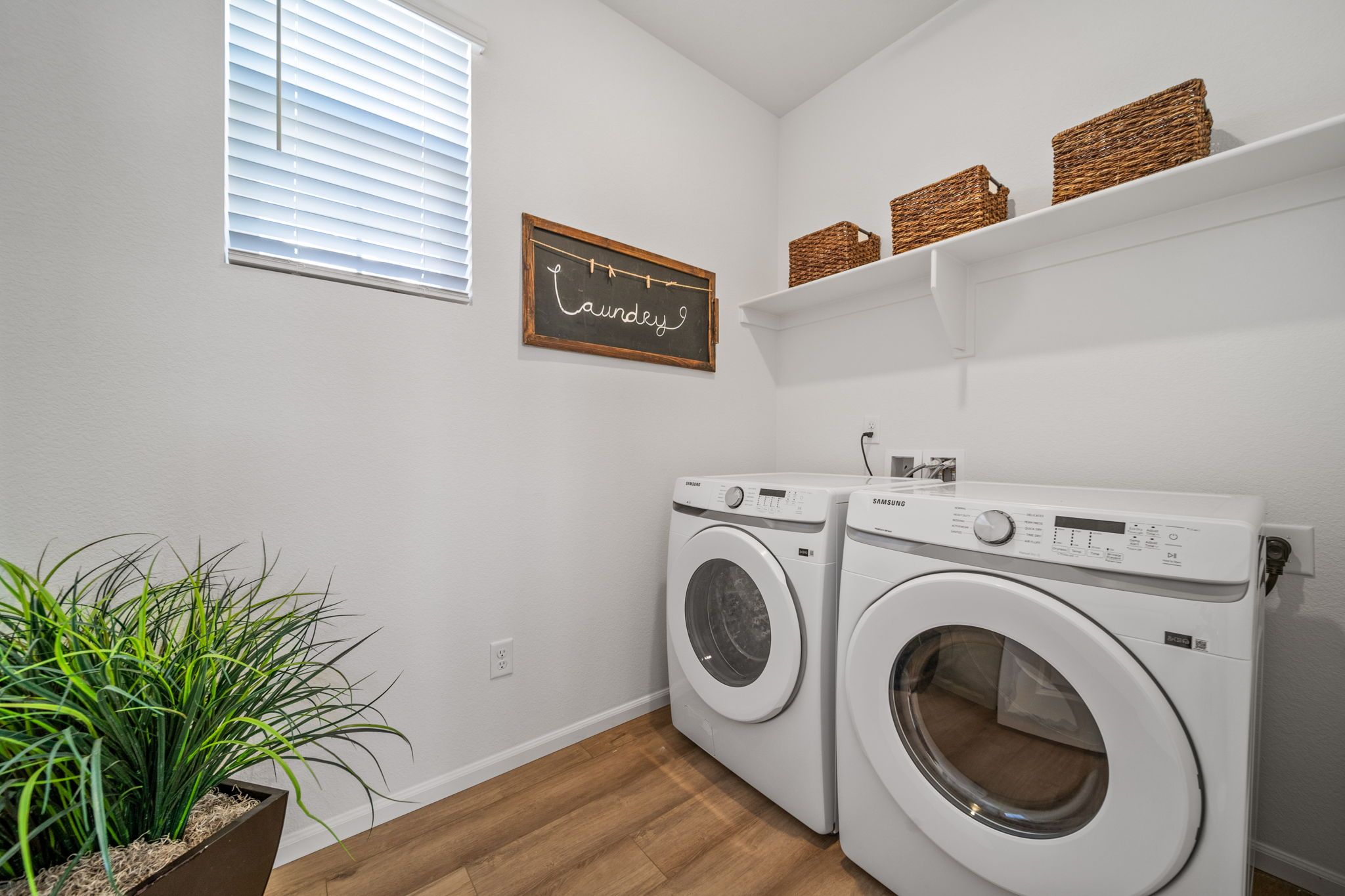 Helena Laundry