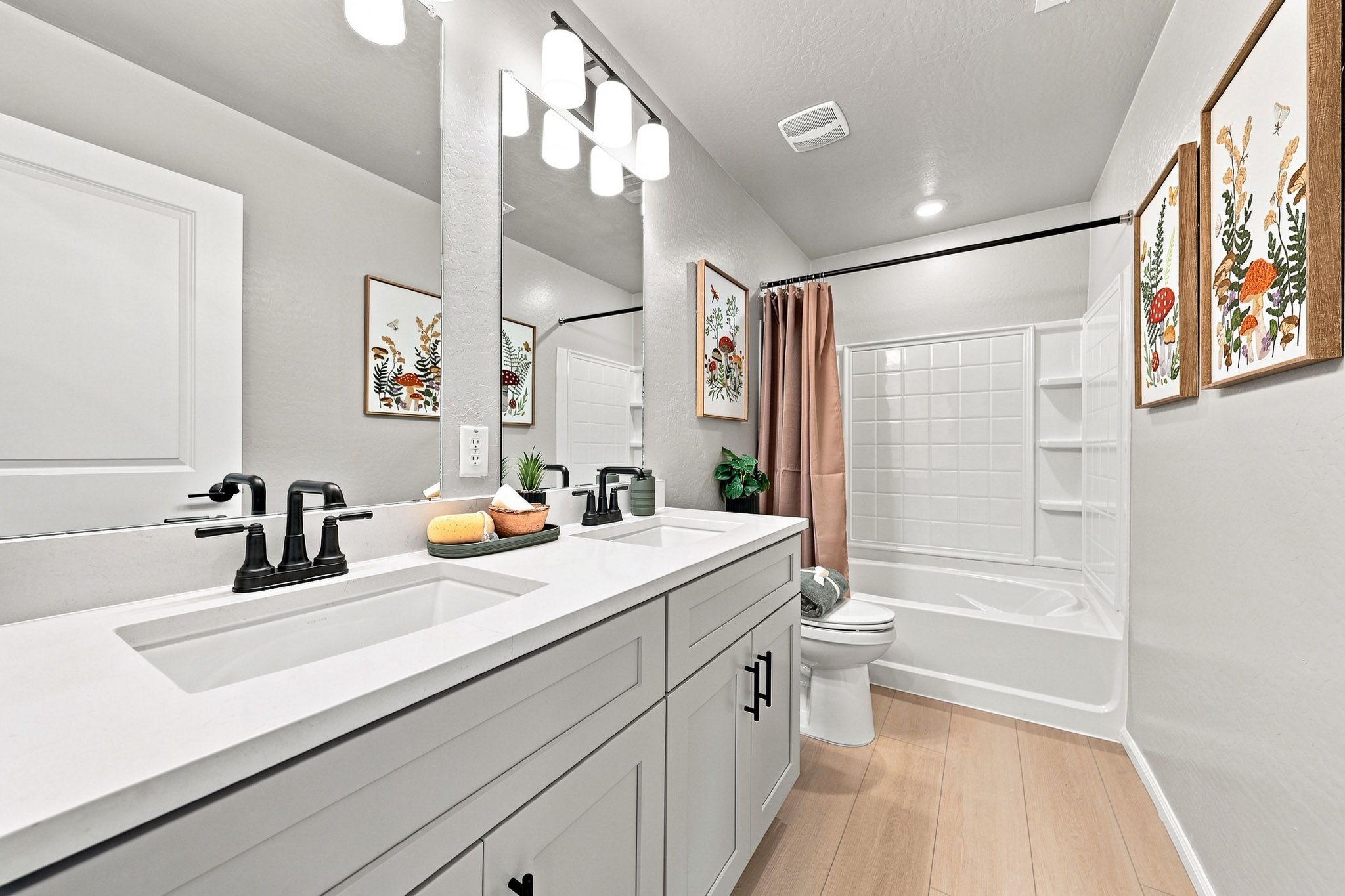 Wonder Interior