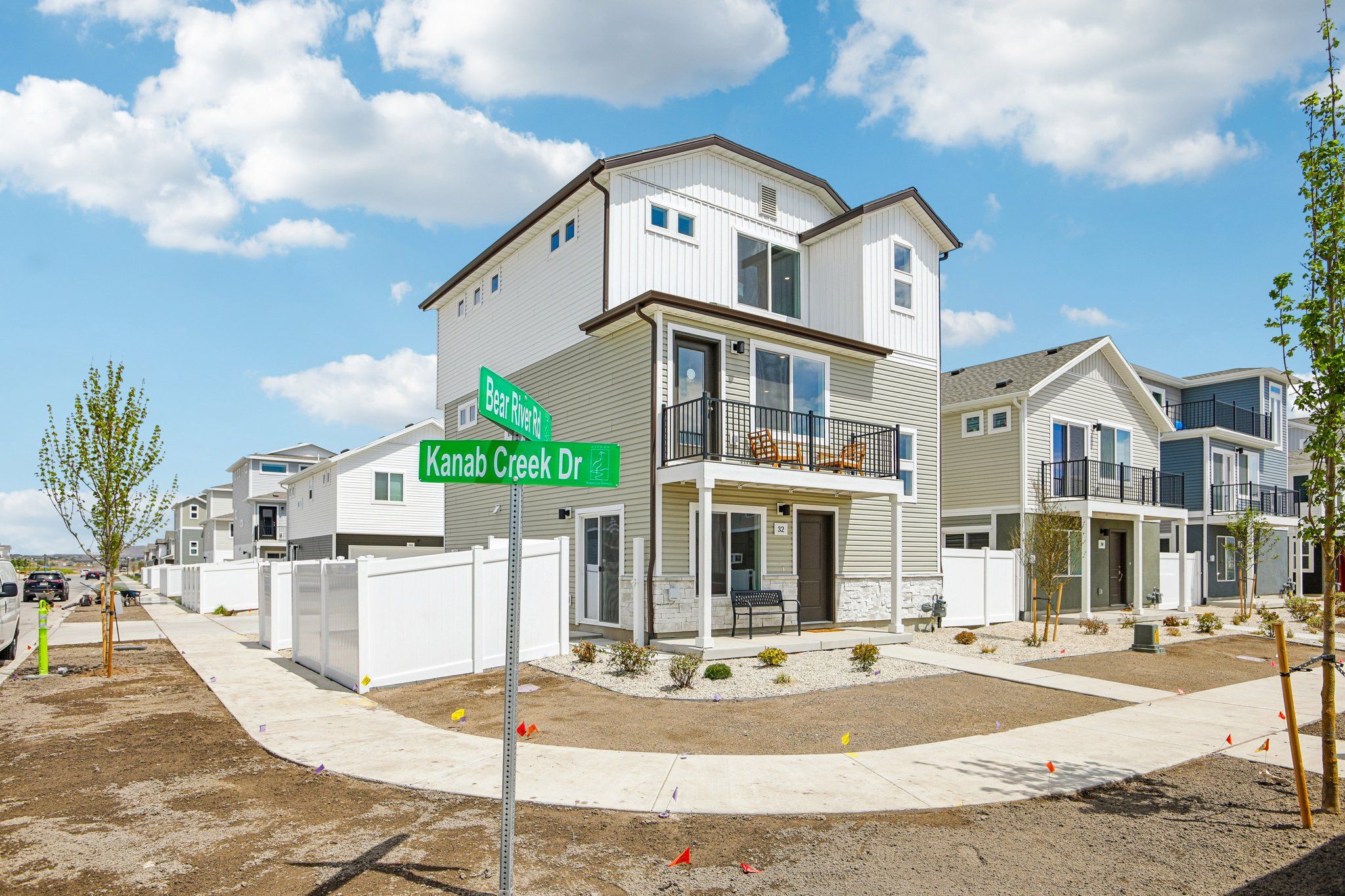 Rand Exterior