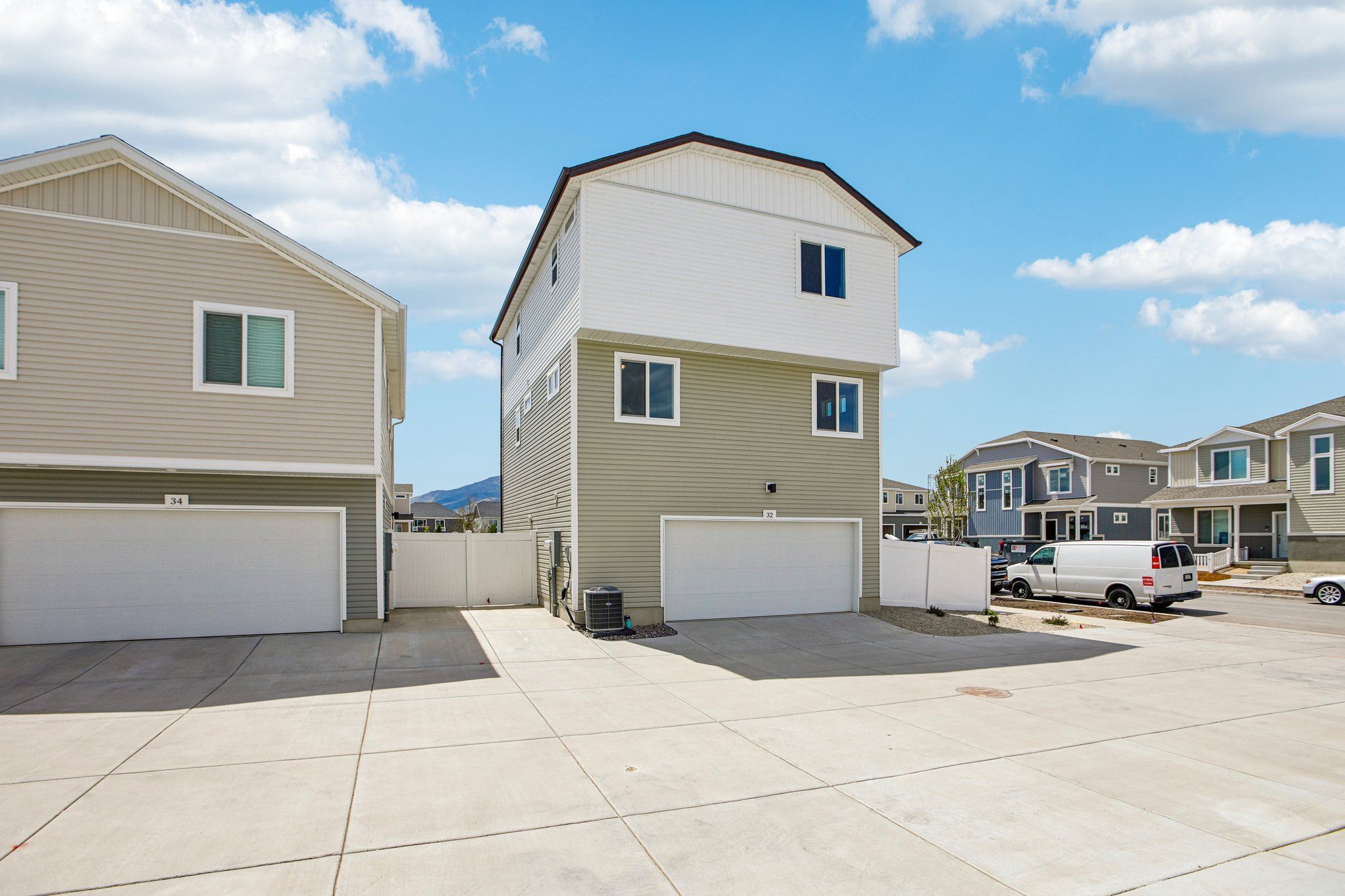 Rand Exterior