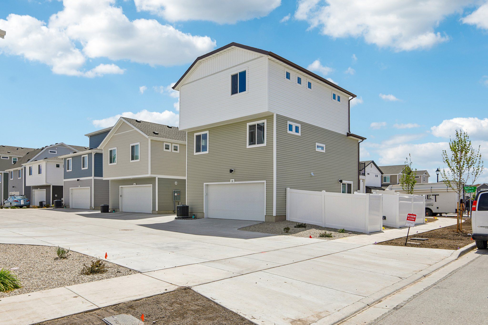 Rand Exterior
