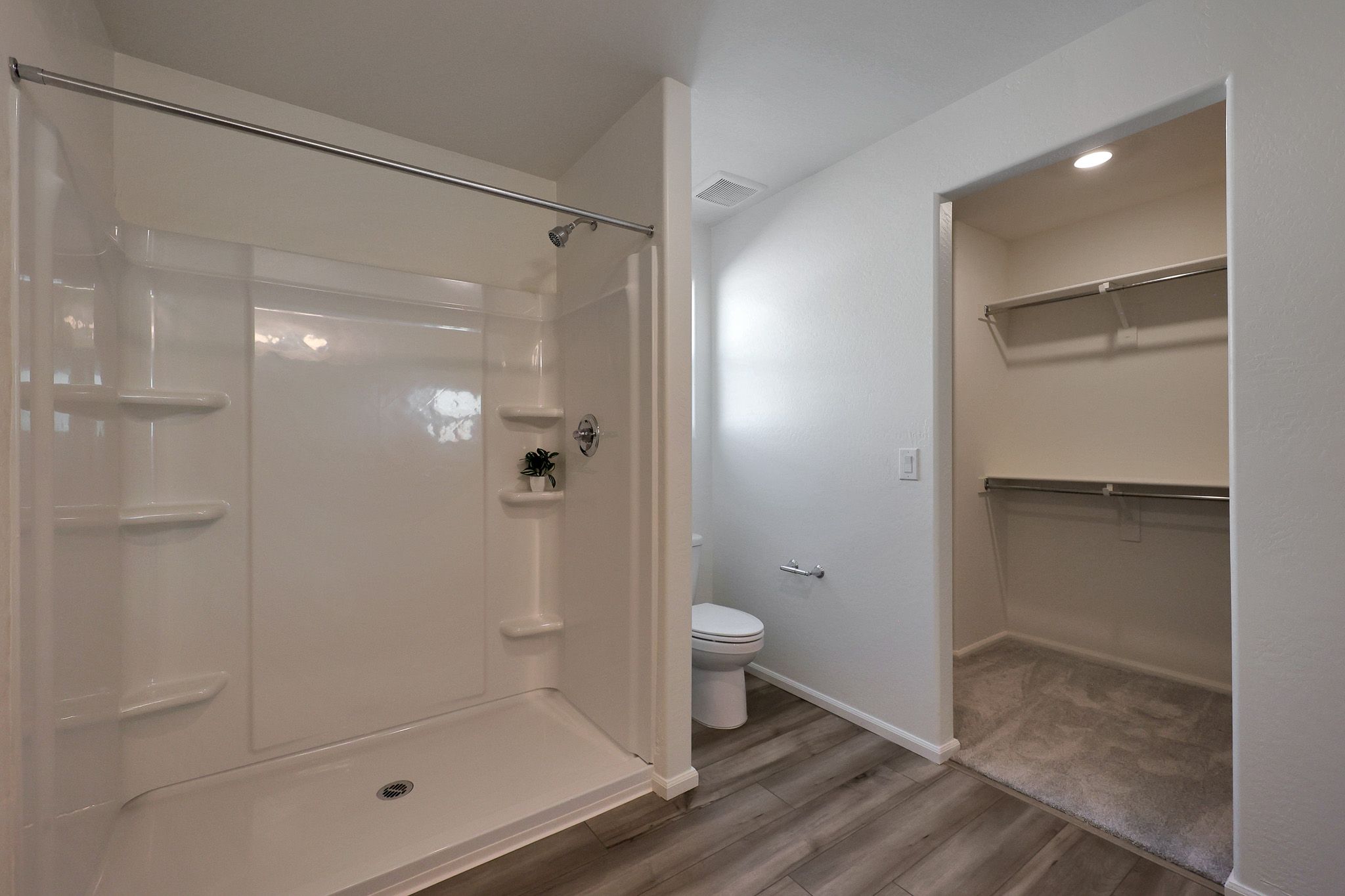 This is a staged Saguaro Home. Options and colors may vary.