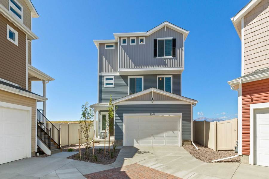 5659 Dakan Loop. Colorado Springs, CO 80927