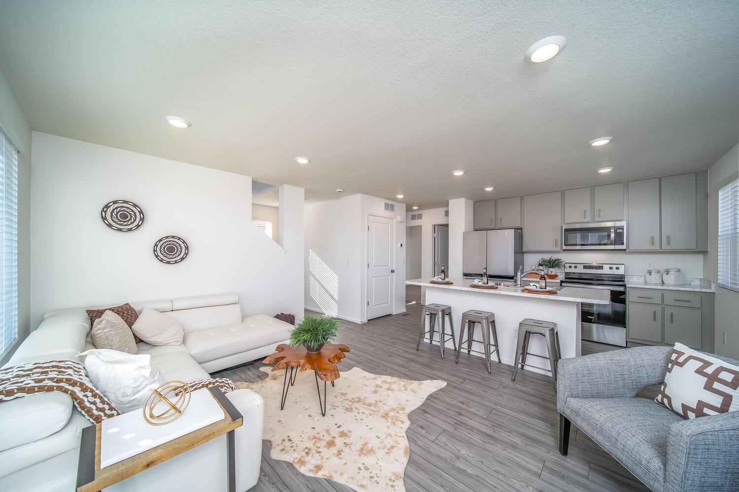 Kitchen/living