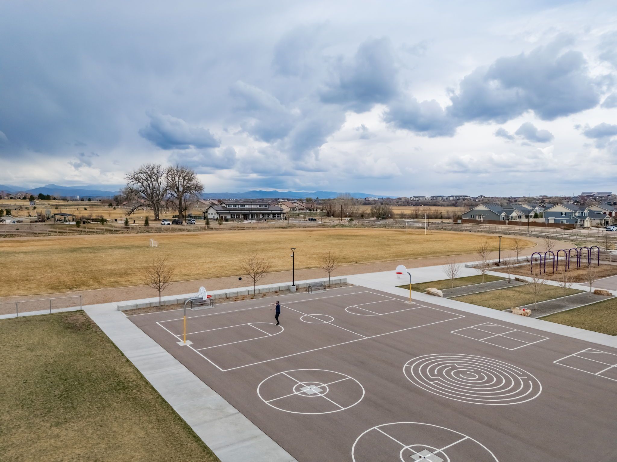 TRR-Clubhouse Basketball Court