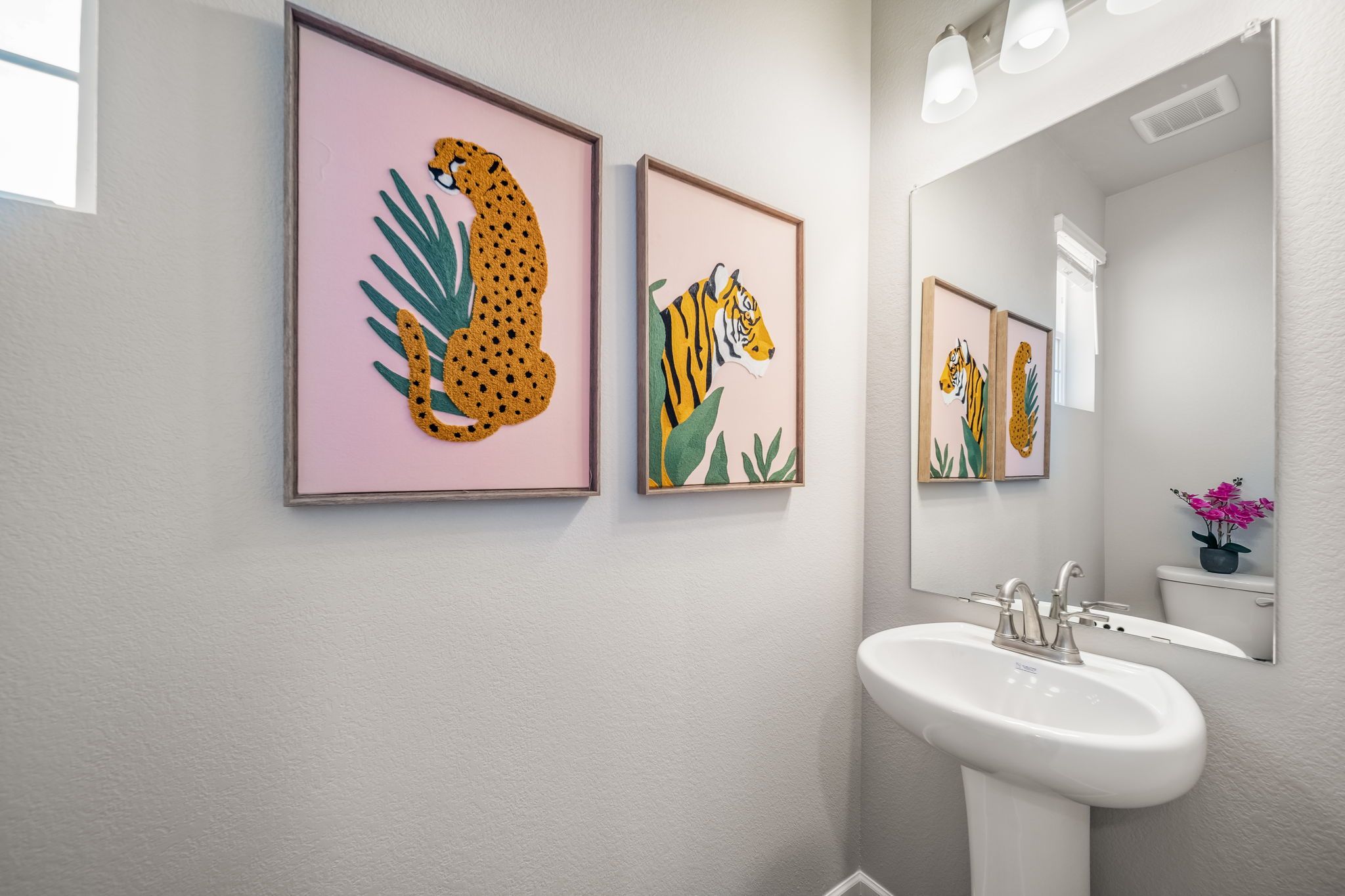 Shire powder room