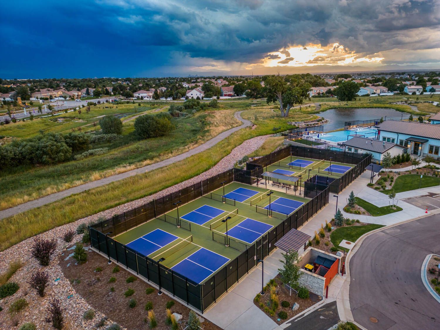 The Reserve boasts a private clubhouse with state-of-the-art fitness facilities.