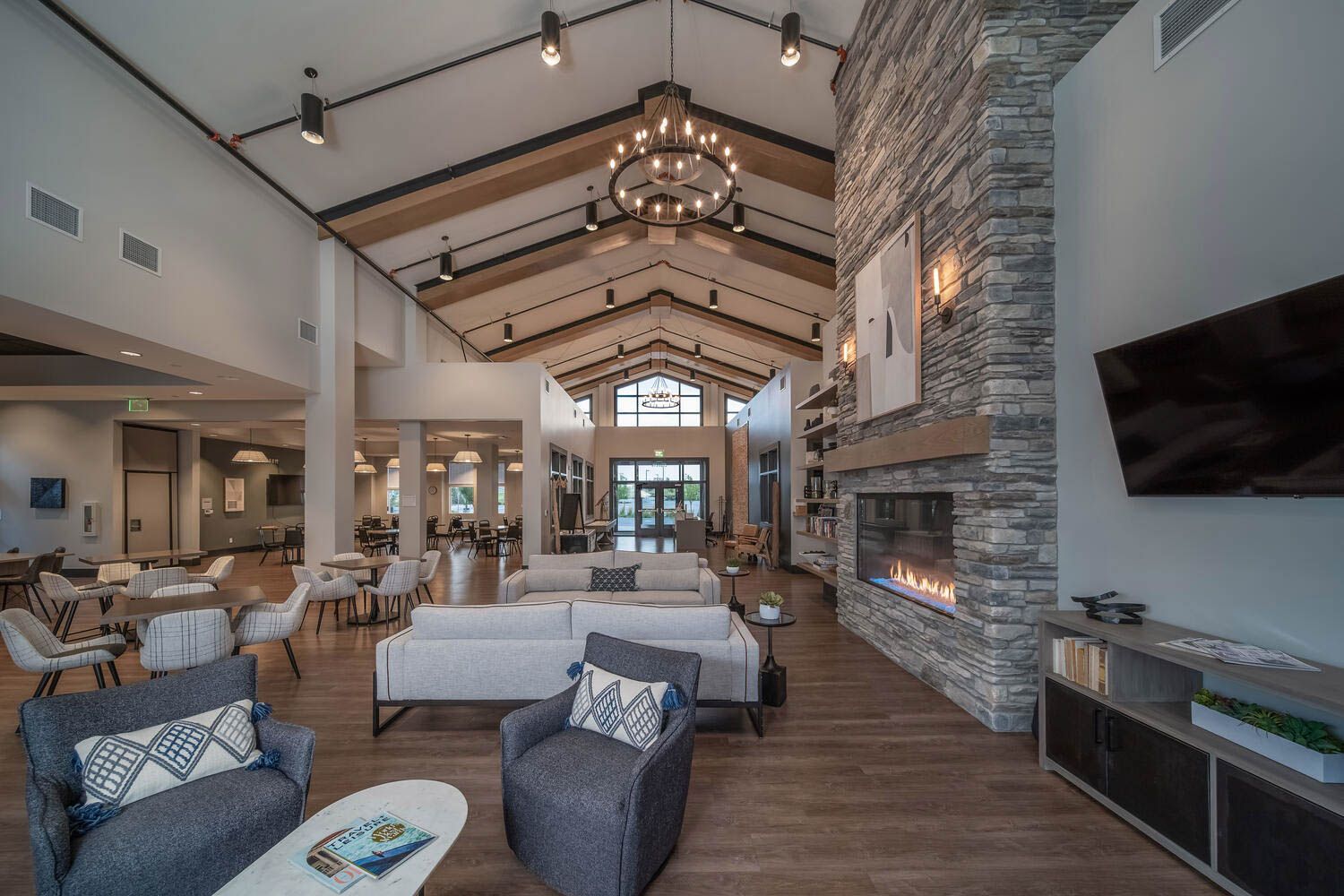 The Reserve boasts a private clubhouse with state-of-the-art fitness facilities.