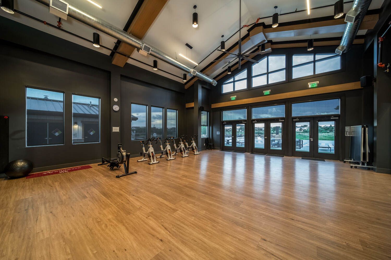 The Reserve boasts a private clubhouse with state-of-the-art fitness facilities.