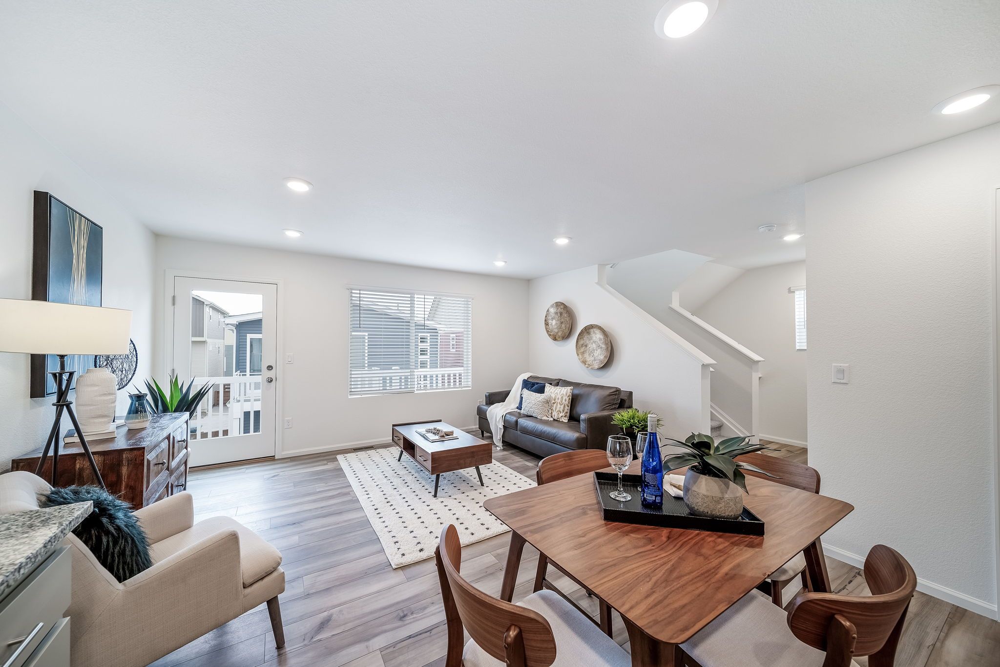 Rand dining area into great room