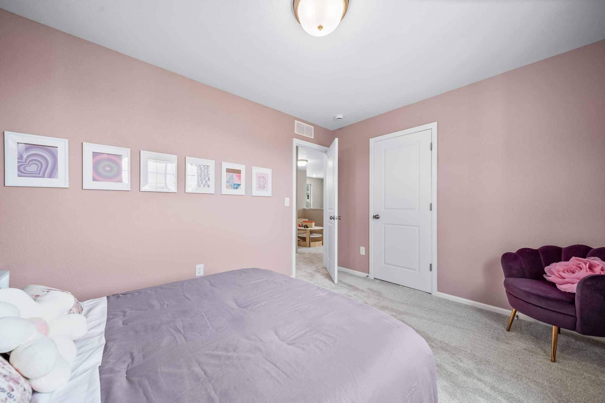 Haflinger TRR Bedroom 2