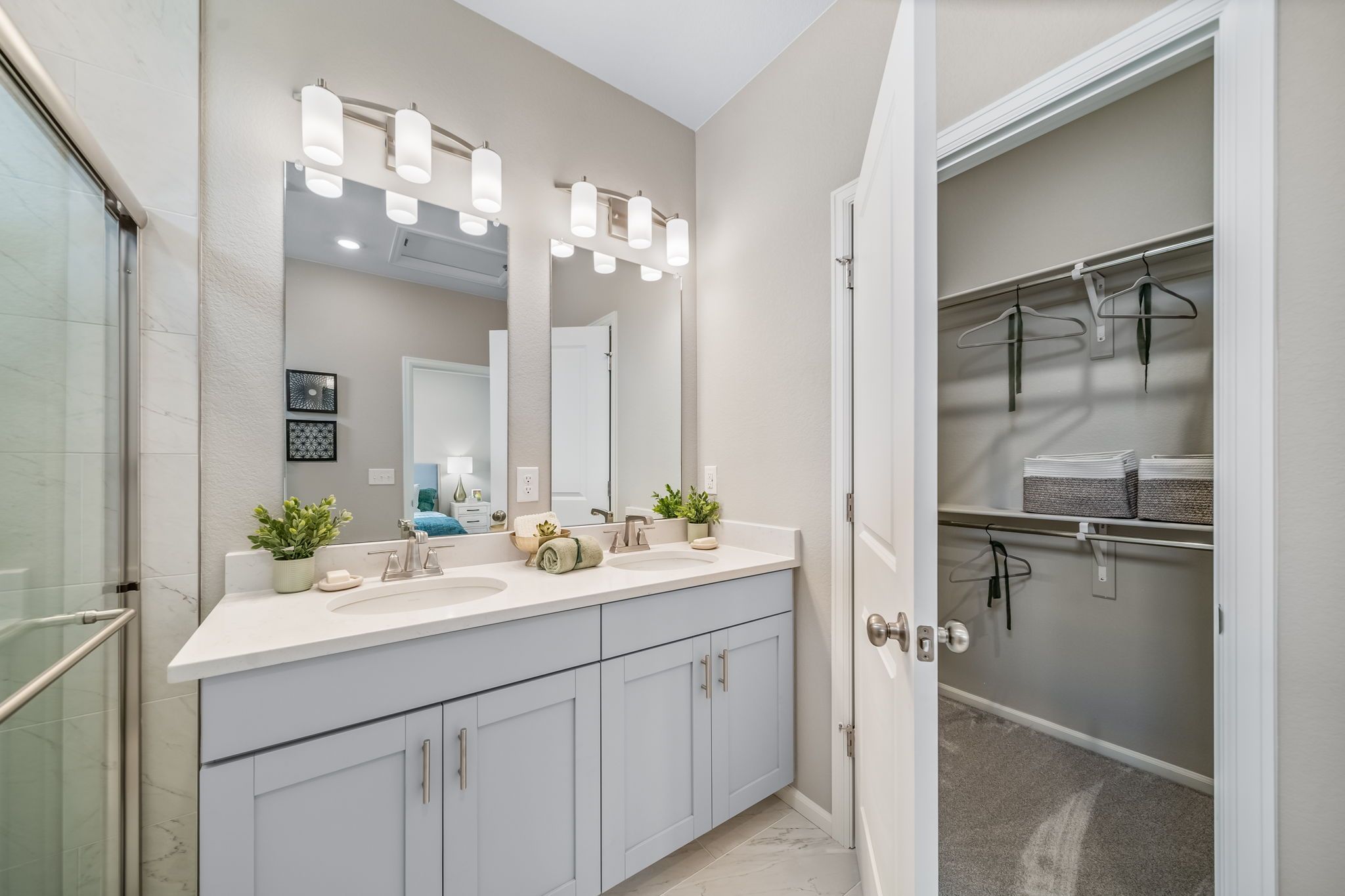 Haflinger TRR Primary Bathroom