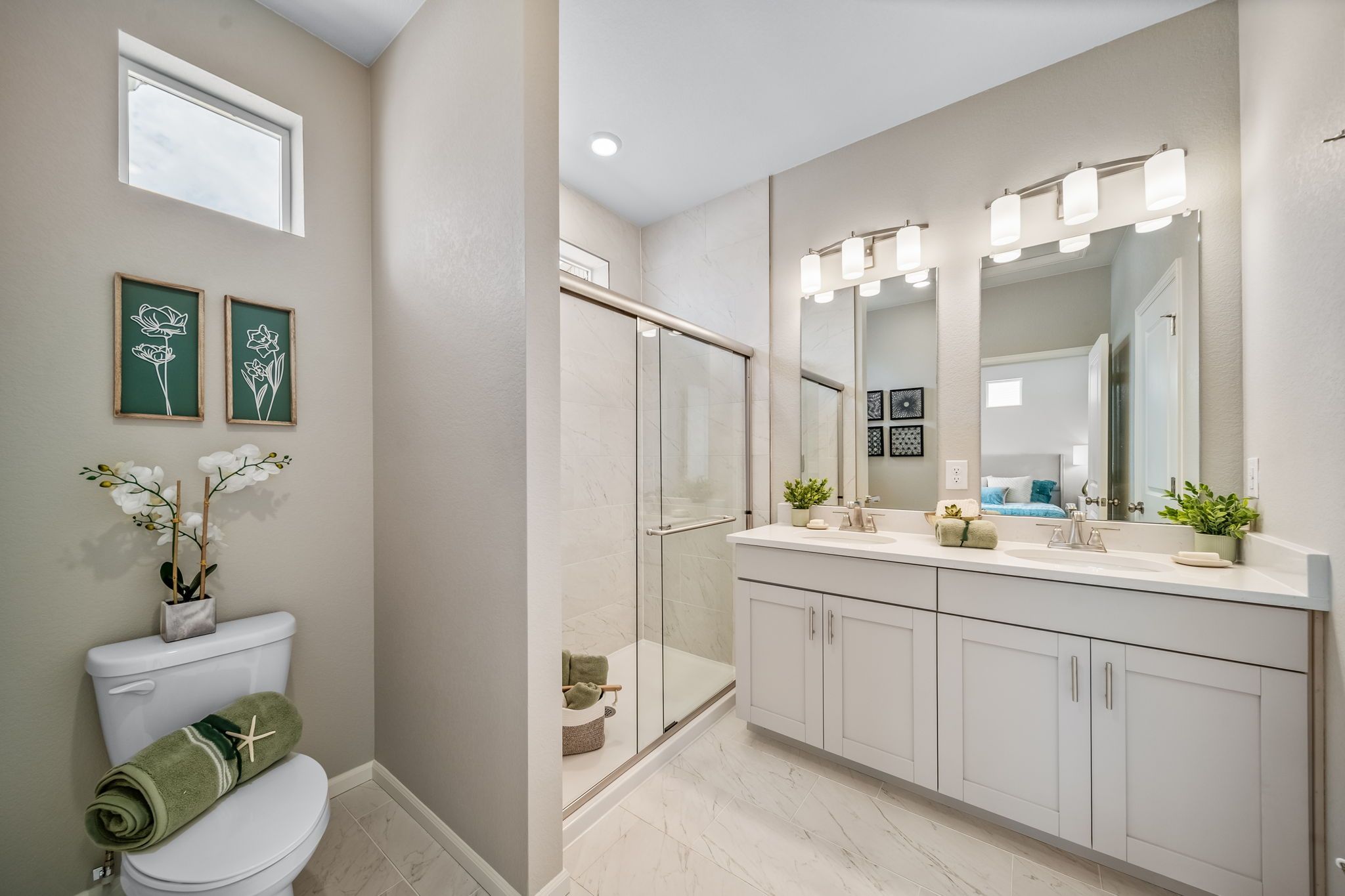Haflinger TRR Primary Bathroom