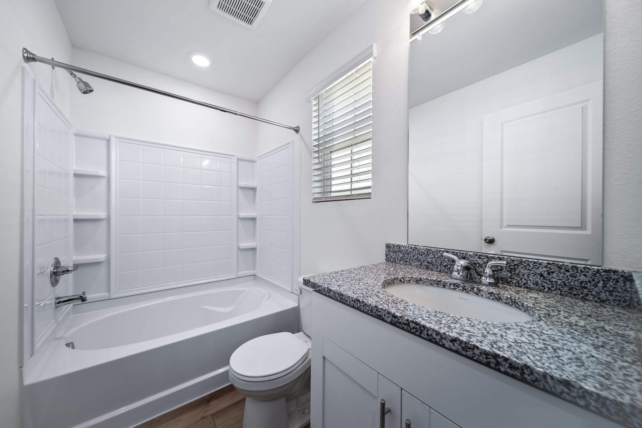 Neo guest bath