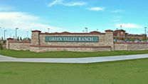 Green Valley Ranch por Oakwood Homes en Denver Colorado