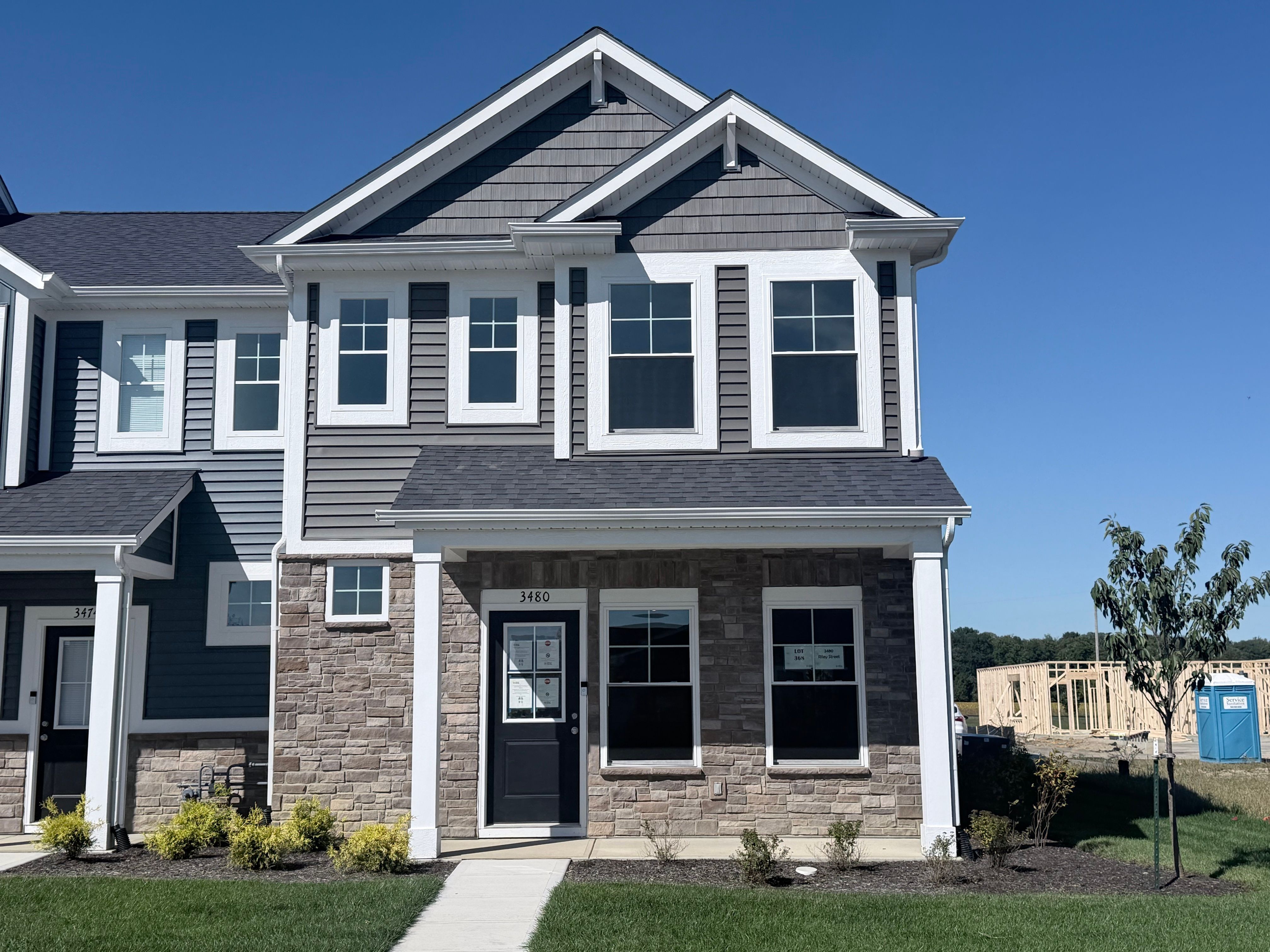 3480 Riley Street (T-1574 Miles)