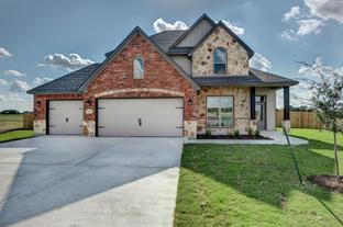 Pleasant Hill por Omega Builders en Bryan-College Station Texas