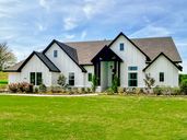 Rolling Creek Ranch por Our Country Homes en Fort Worth Texas