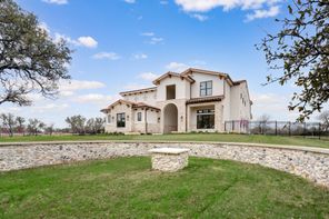 10621 Arrowhead Point Drive (10621 Arrowhead Point Drive)