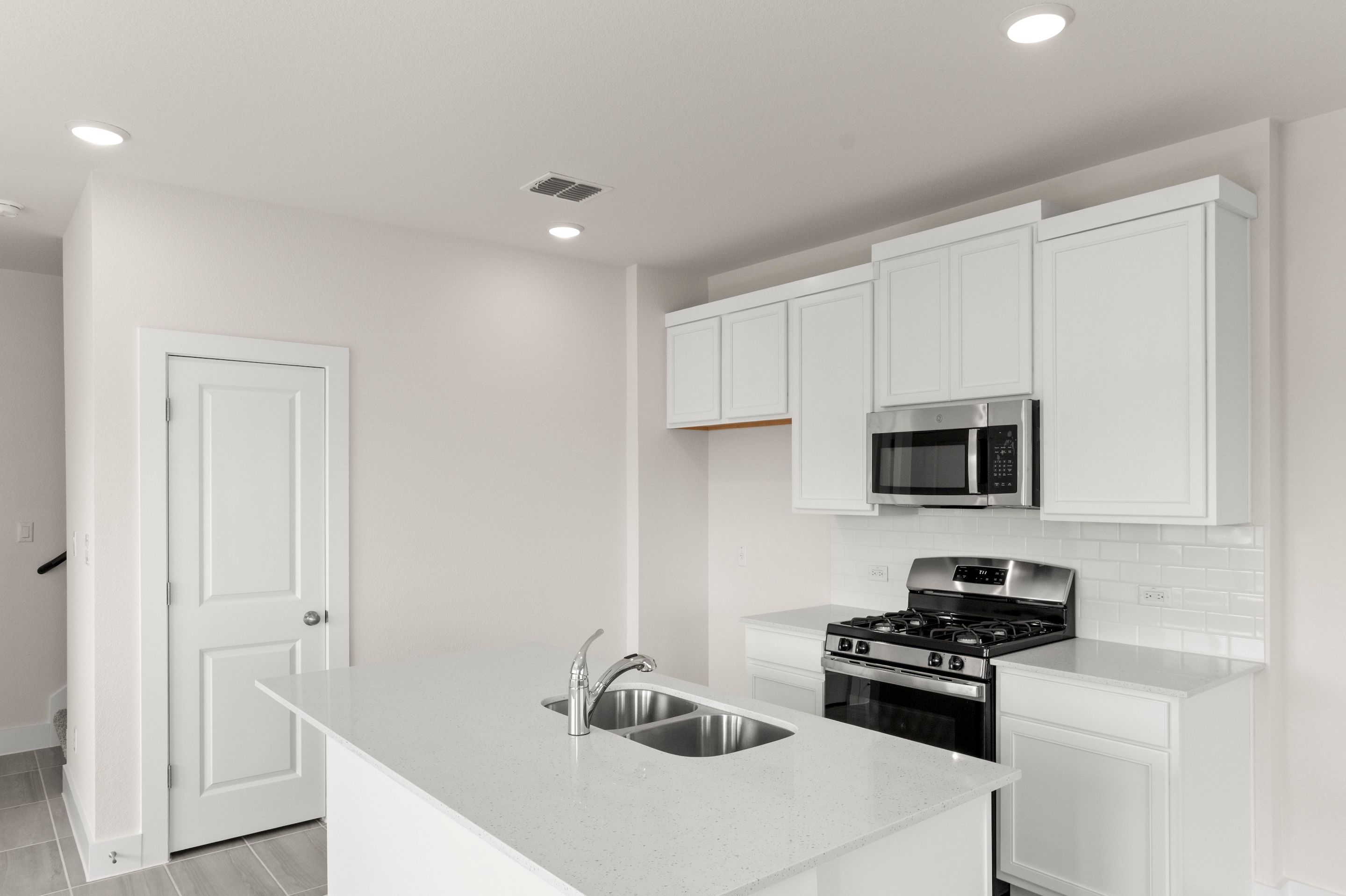 16_Kitchen6