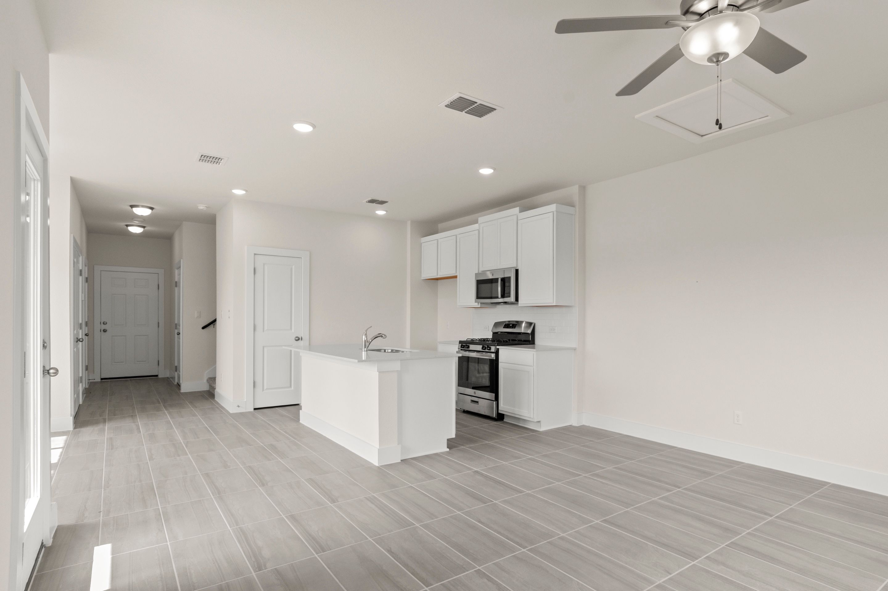 8_LivingRoom4