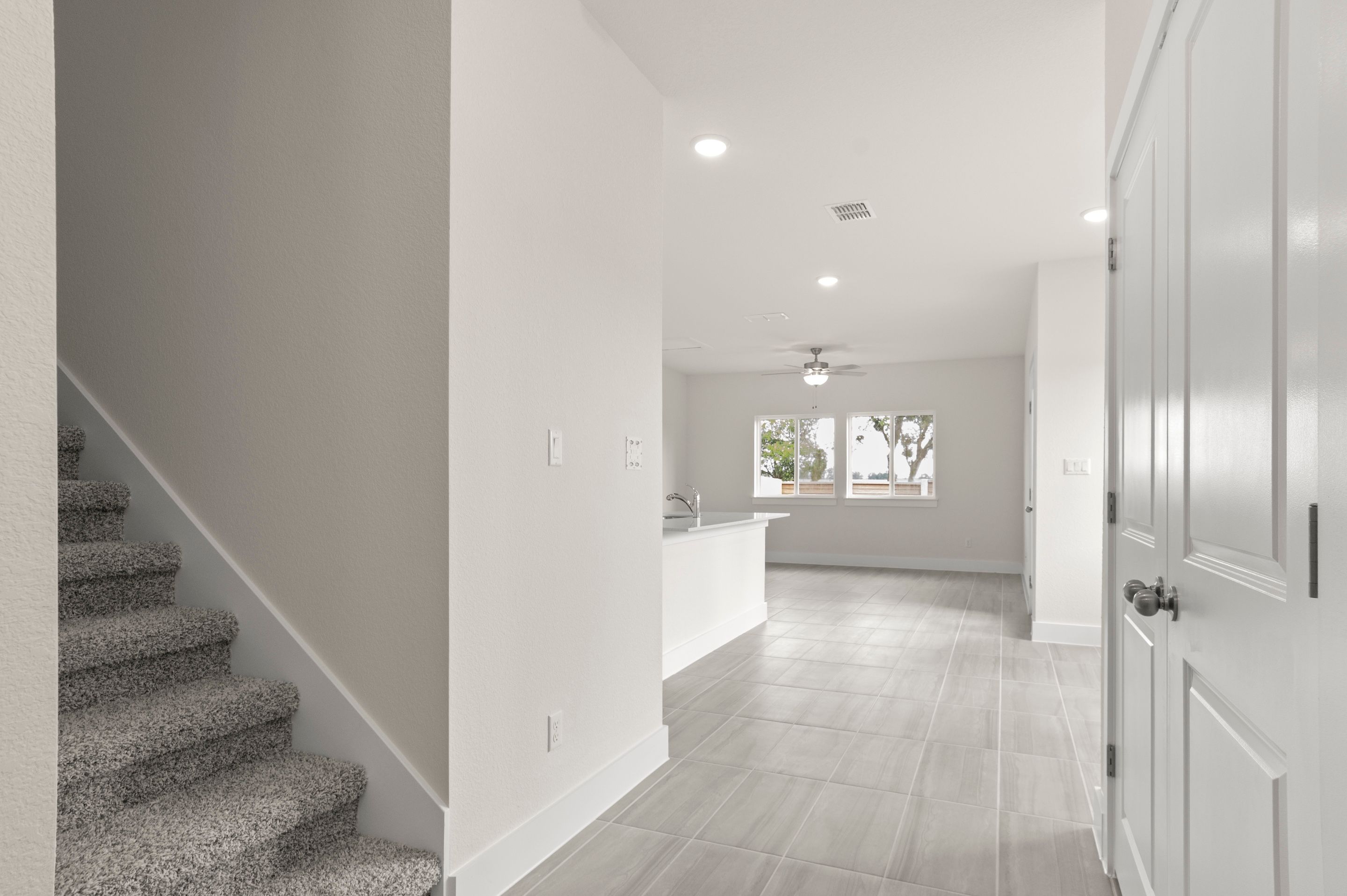 4_Foyer2
