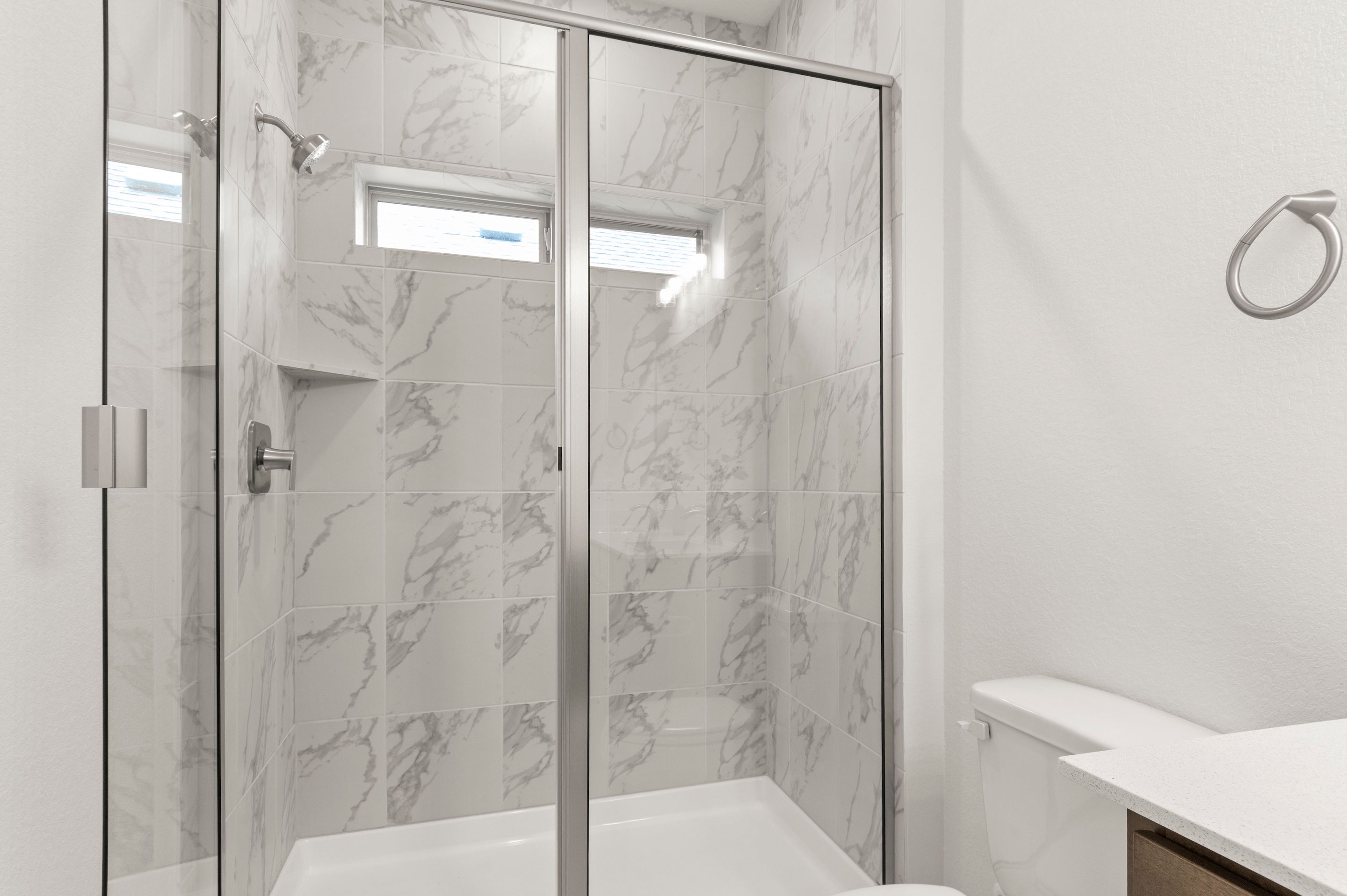20_PrimaryBathroom2