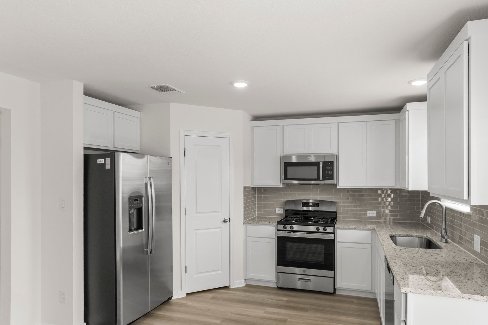 10_Kitchen
