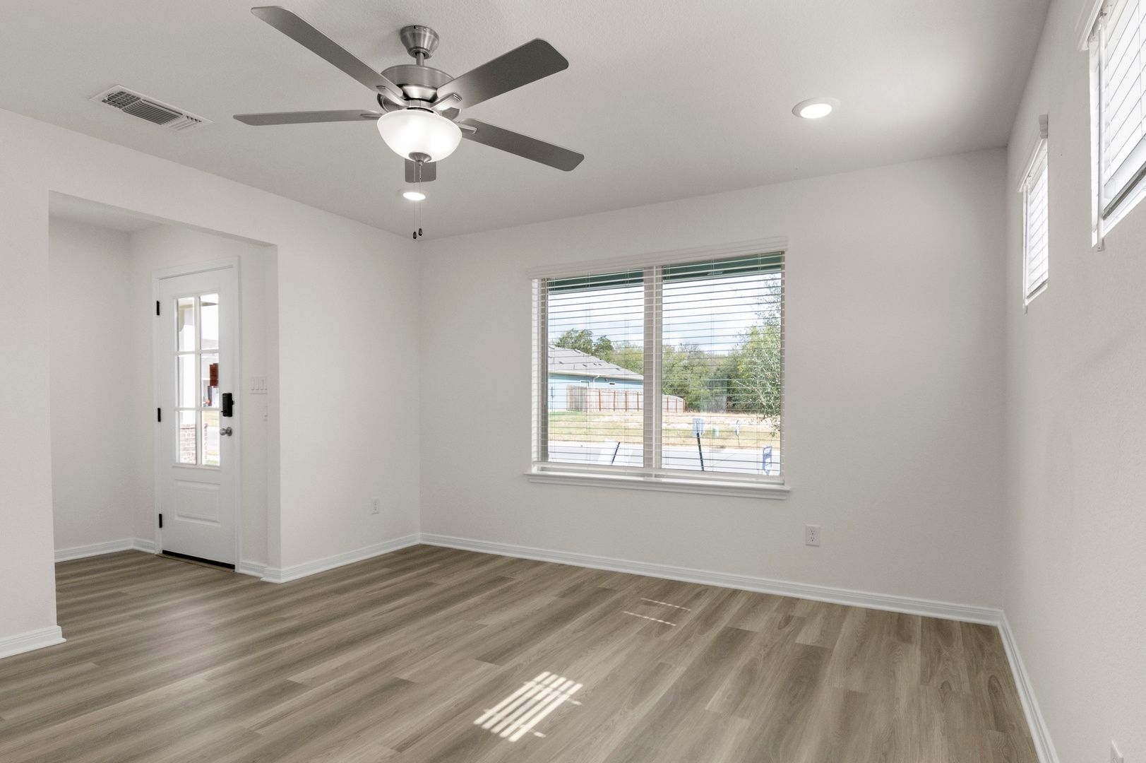 6_LivingRoom3