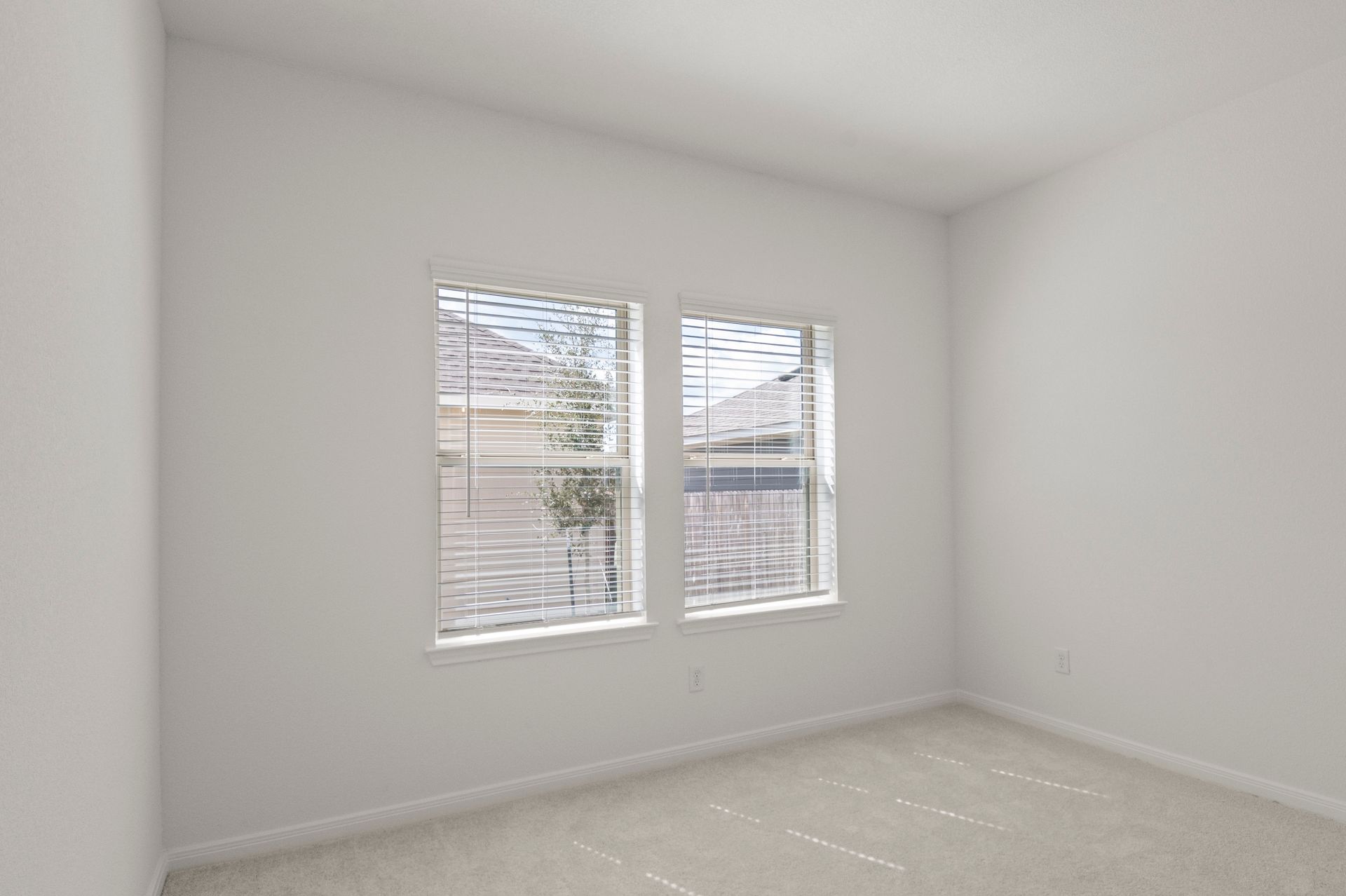 21_PrimaryBedroom