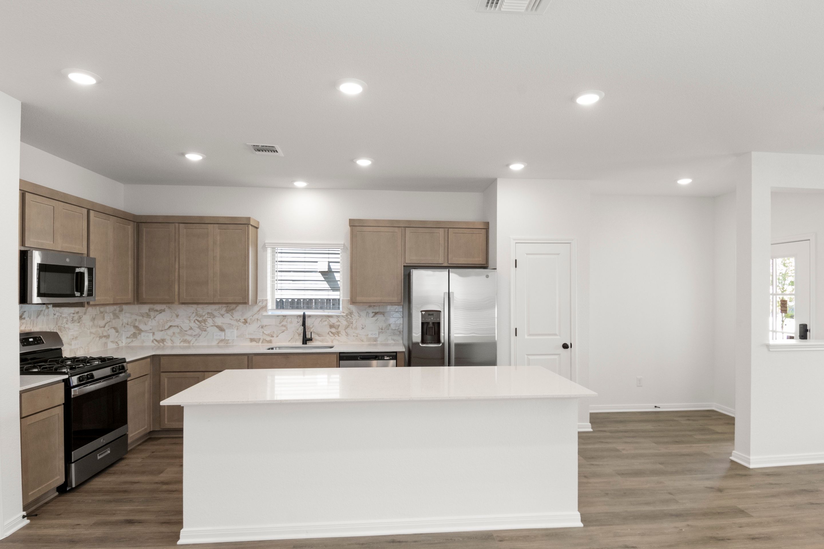 14_Kitchen2