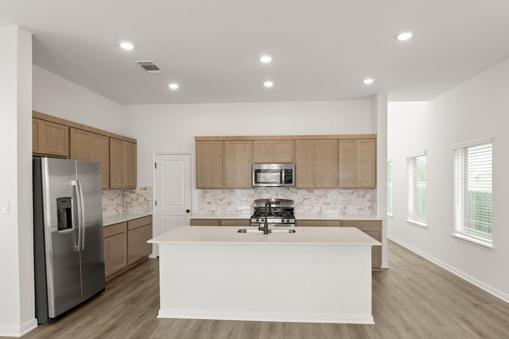 14_Kitchen4
