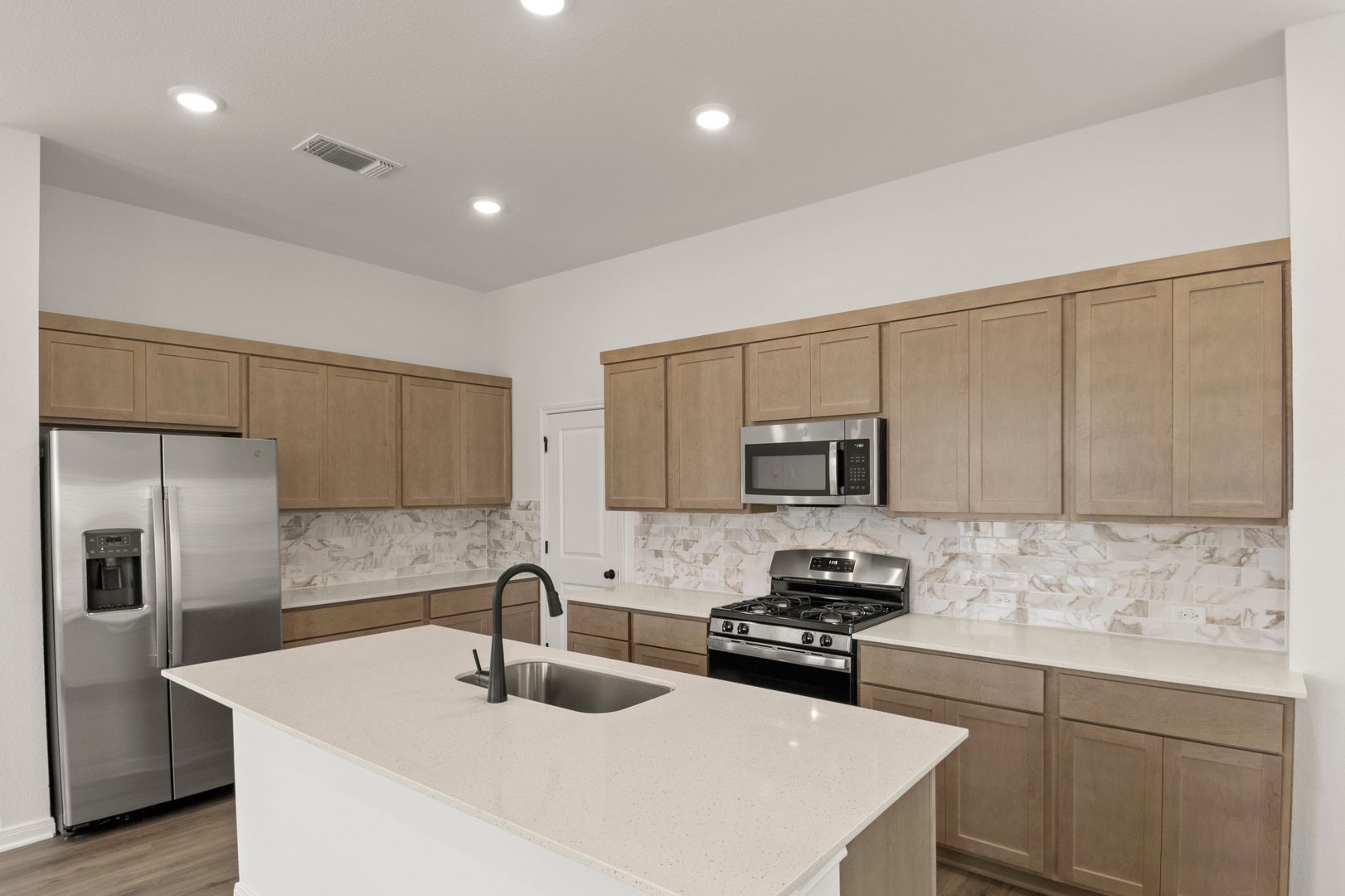 13_Kitchen3