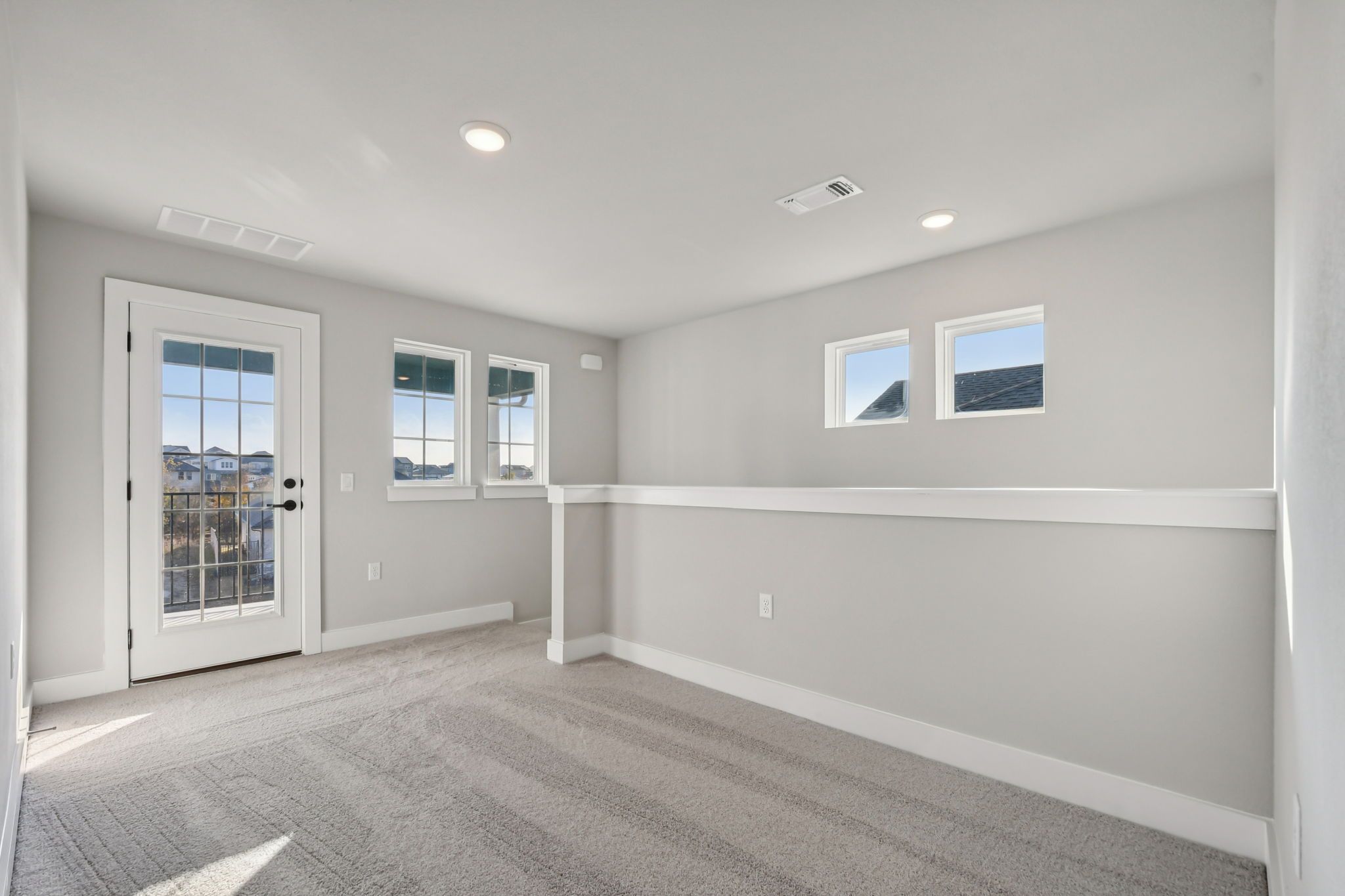 21-web-or-mls-9708 Petrichor Blvd-S1412-021