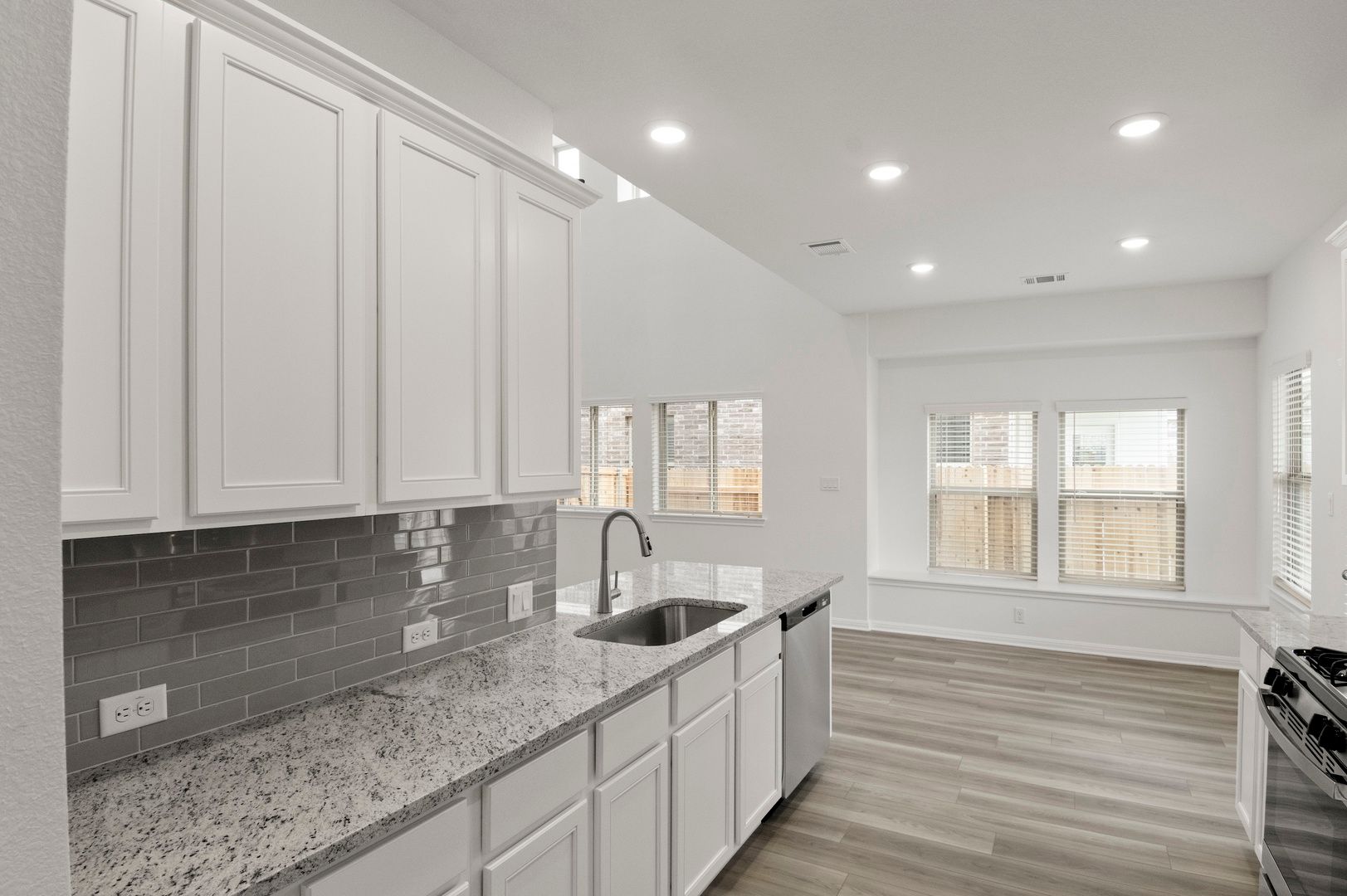 11_Kitchen6