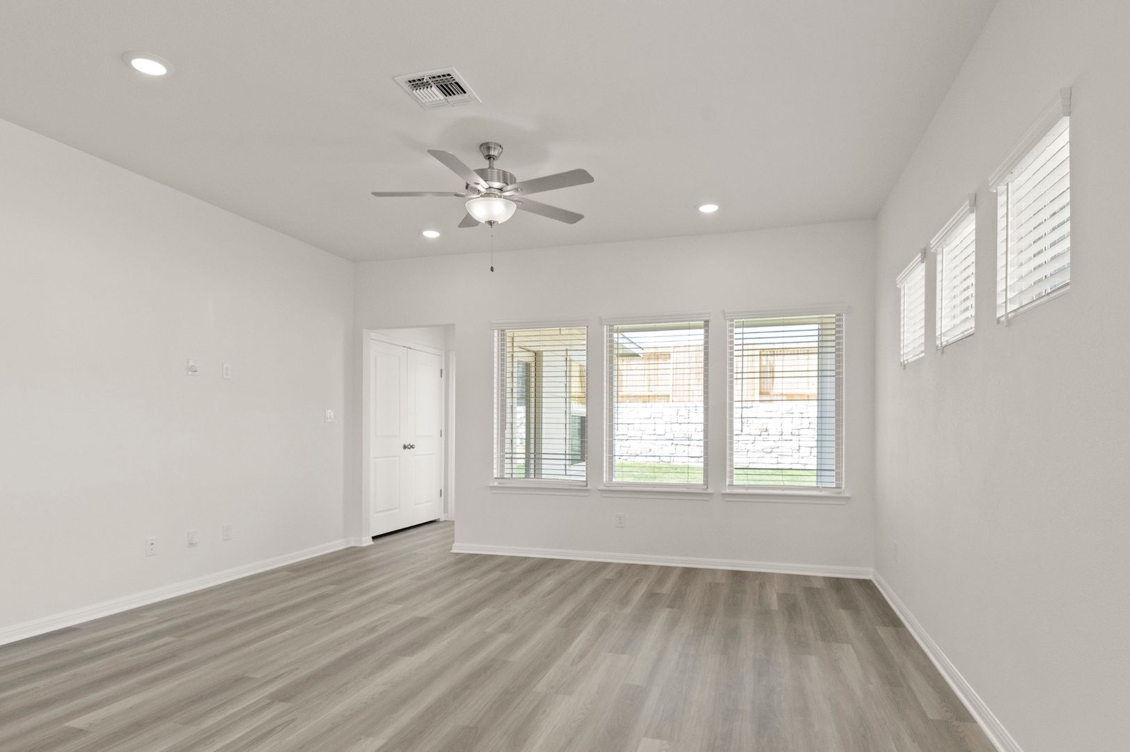1_LivingRoom2