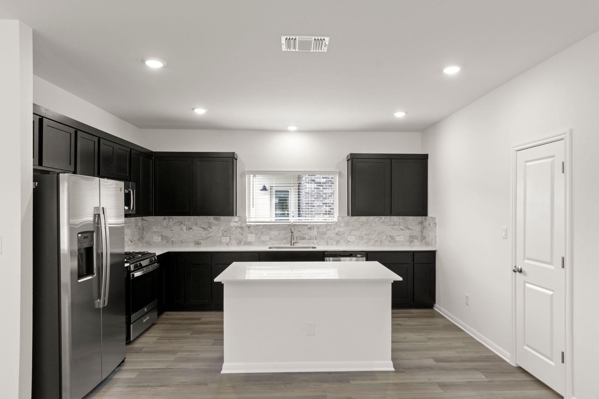 14_Kitchen3