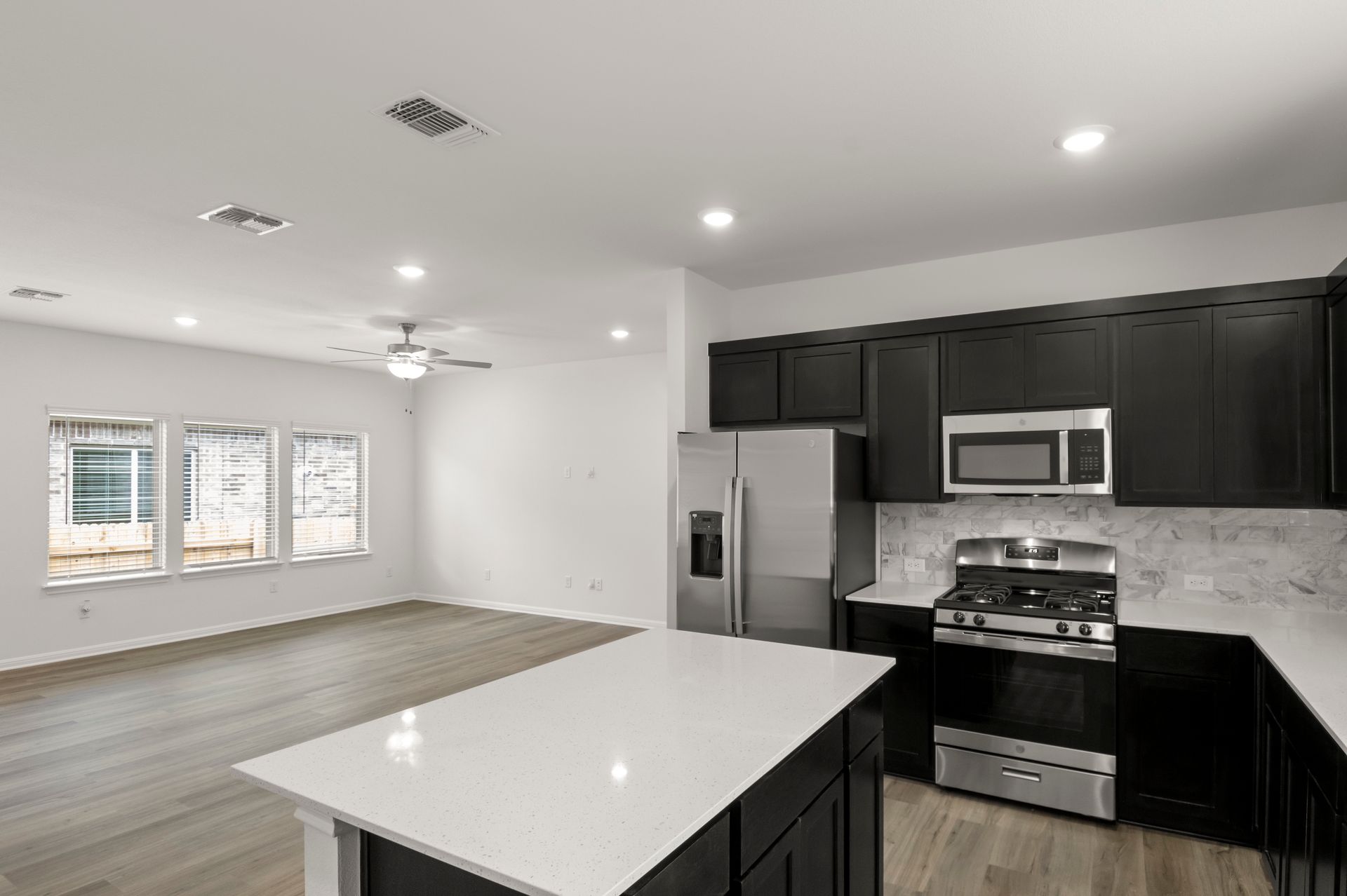 17_Kitchen6