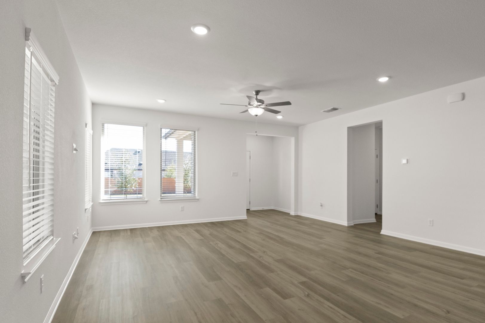 1_LivingRoom3