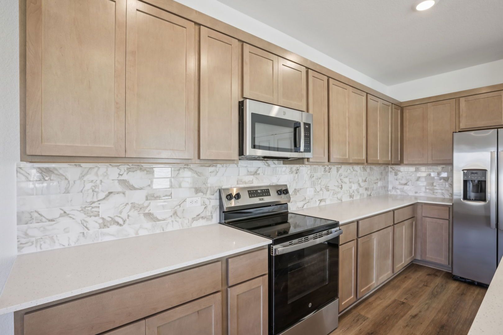 3_19-web-or-mls-64-480 Josey Wales-S2112-019