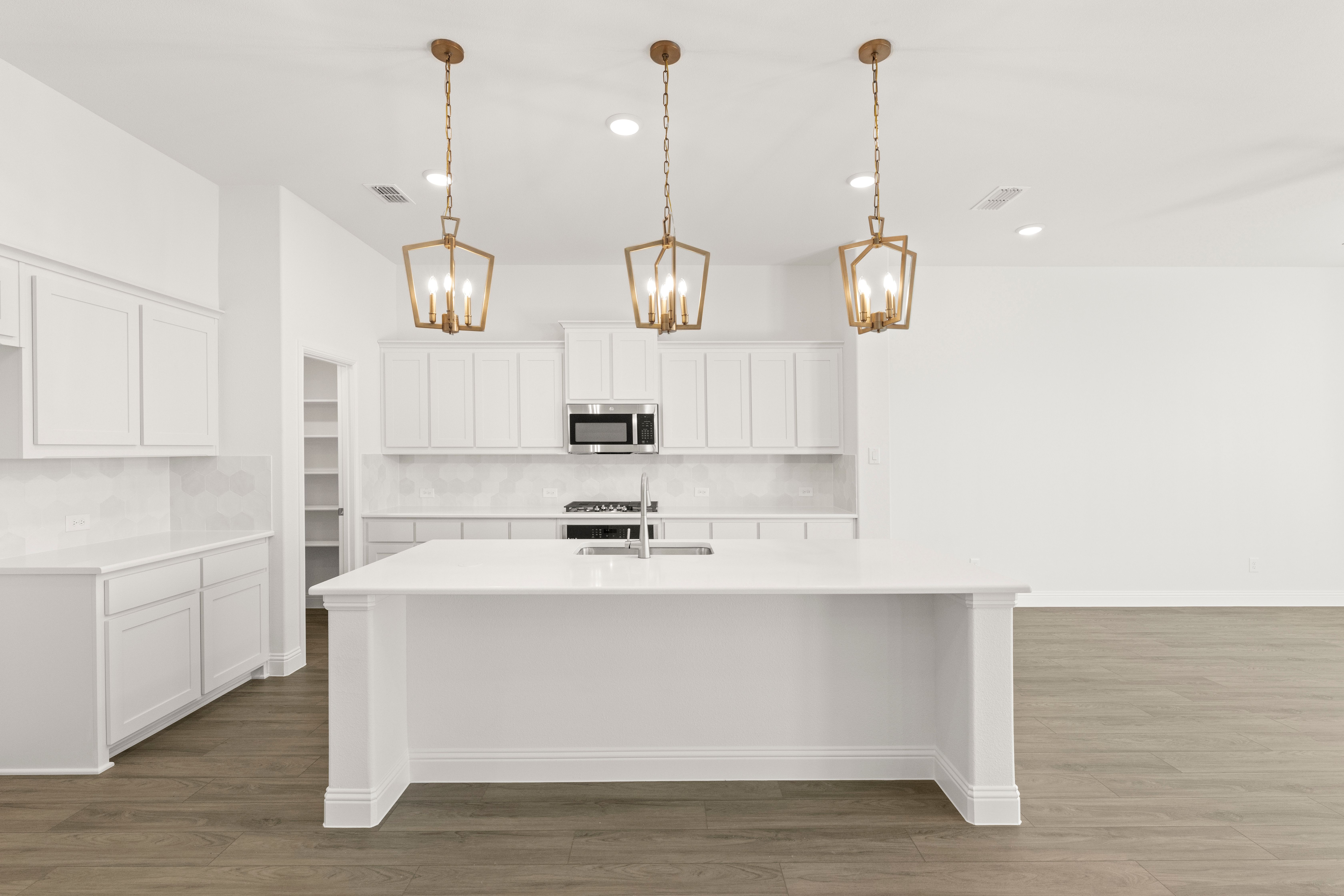 06_ Grapevine - Kitchen - Representative Photo